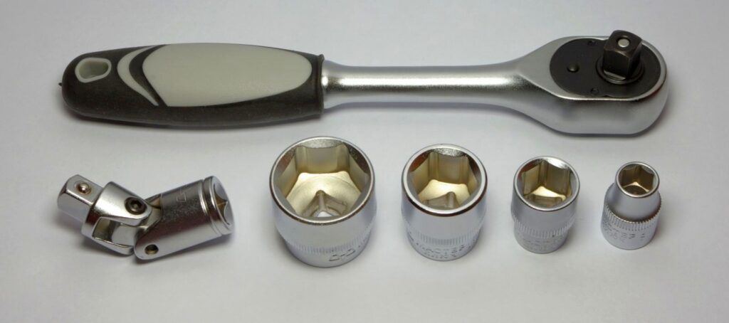 সকেট রেঞ্চ, Socket wrench